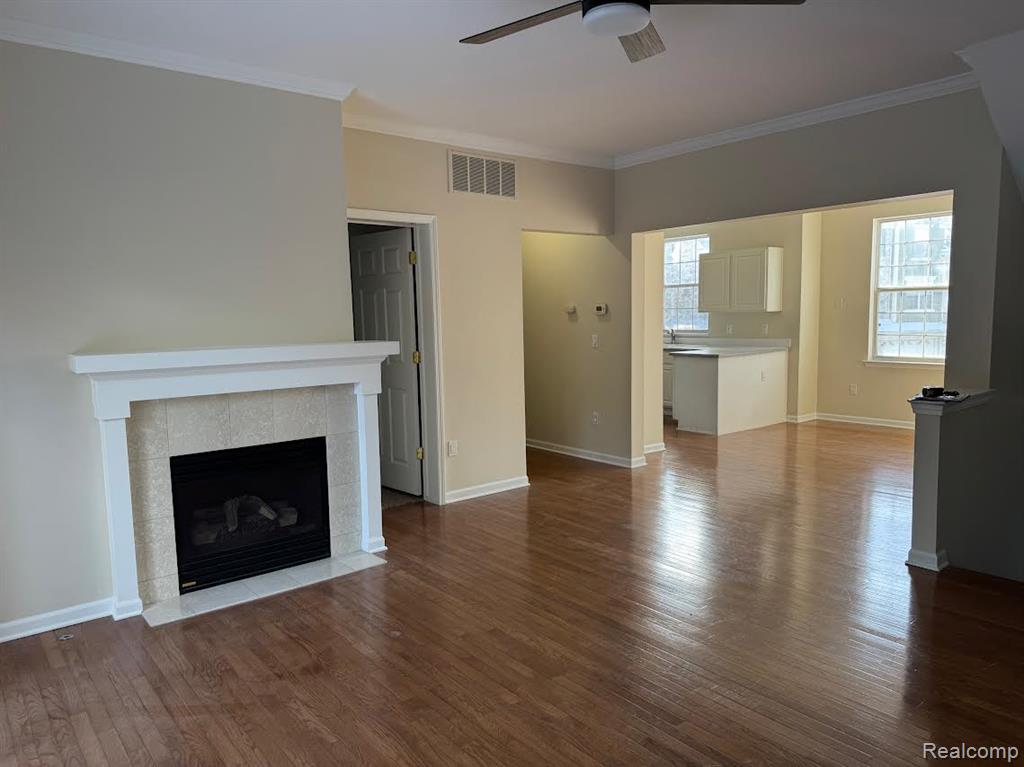4790 MADDIE Lane, Dearborn, MI 48126 — Photo 5