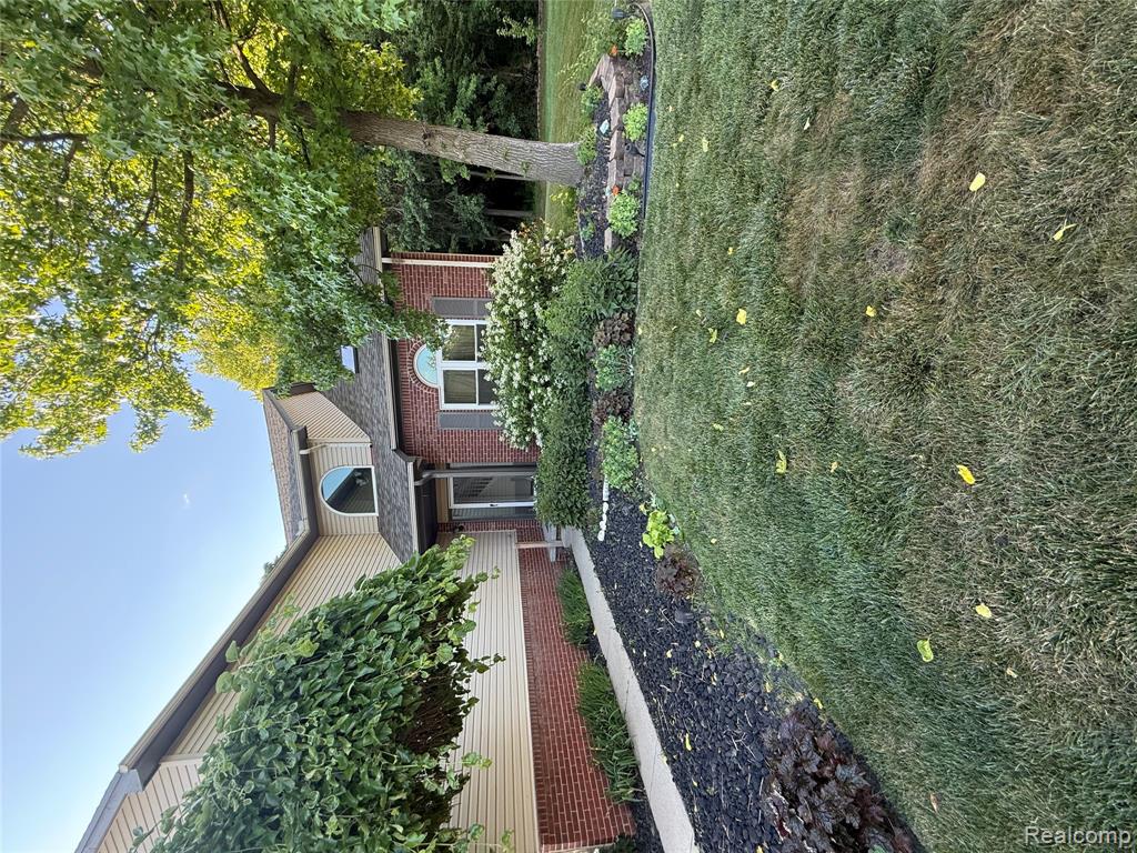 44994 Sondra Drive, Belleville, MI 48111 — Photo 3