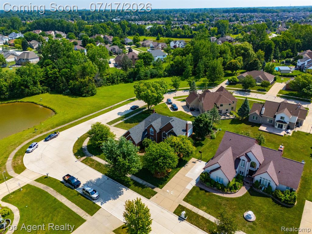 42316 Locklin Drive, Sterling Heights, MI 48314 — Photo 57