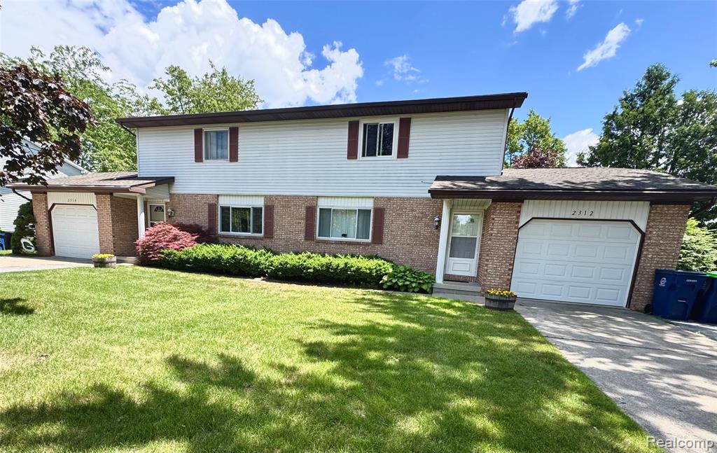 2312 Darwin Lane, Saginaw, MI 48603 — front exterior