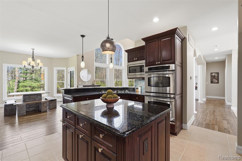 4148 Queensland Way, Pinckney, MI 48169 — Photo 19