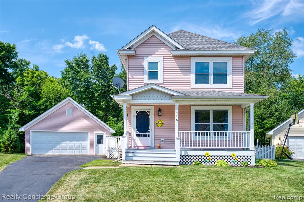 476 Waverly, Howell, MI 48843