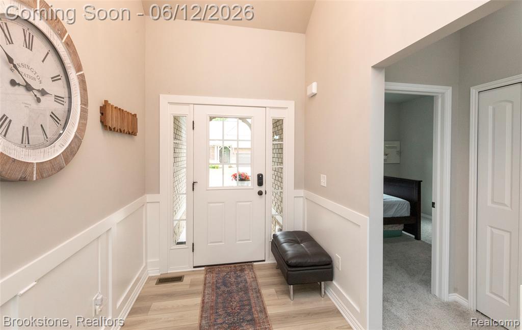 981 COTTAGE, Troy, MI 48085 — Photo 5
