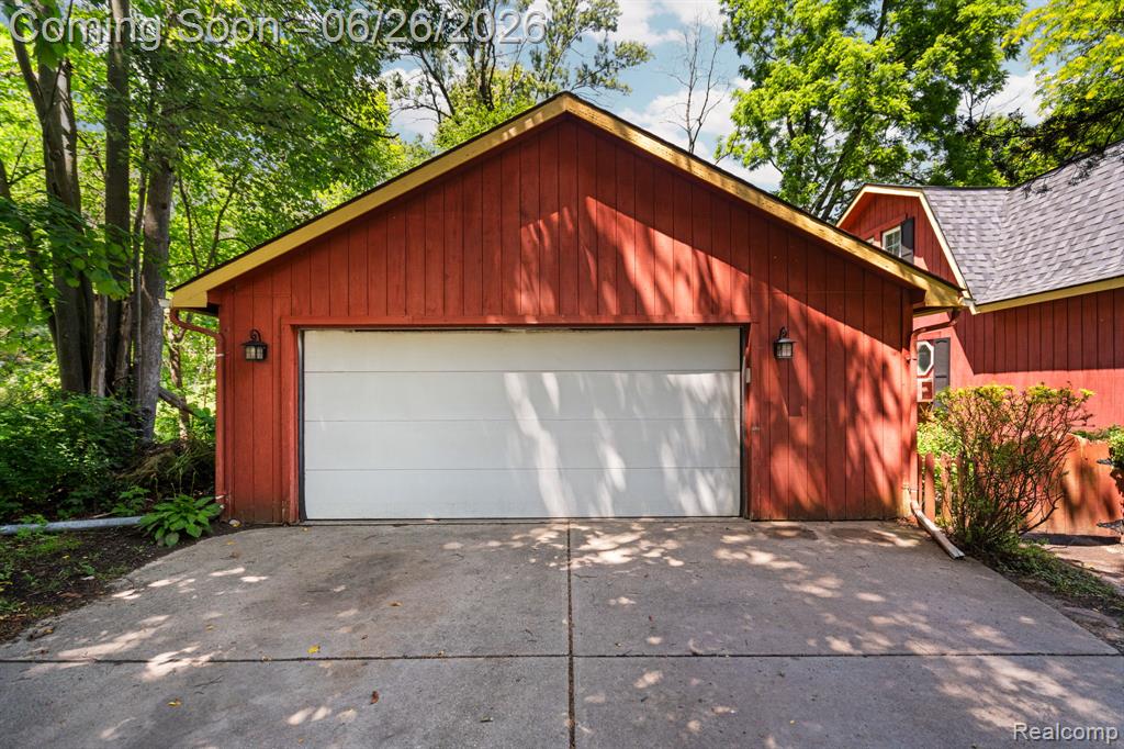 514 Lake Street, Howell, MI 48843 — Photo 18