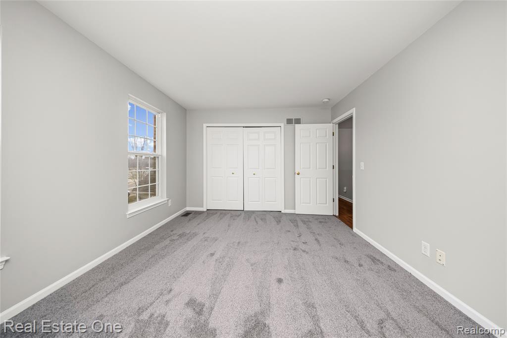4648 Pond Run, Canton, MI 48188 — Photo 29
