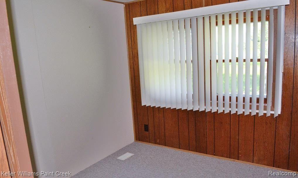 8036 N CLARE Avenue, Harrison, MI 48625 — Photo 22