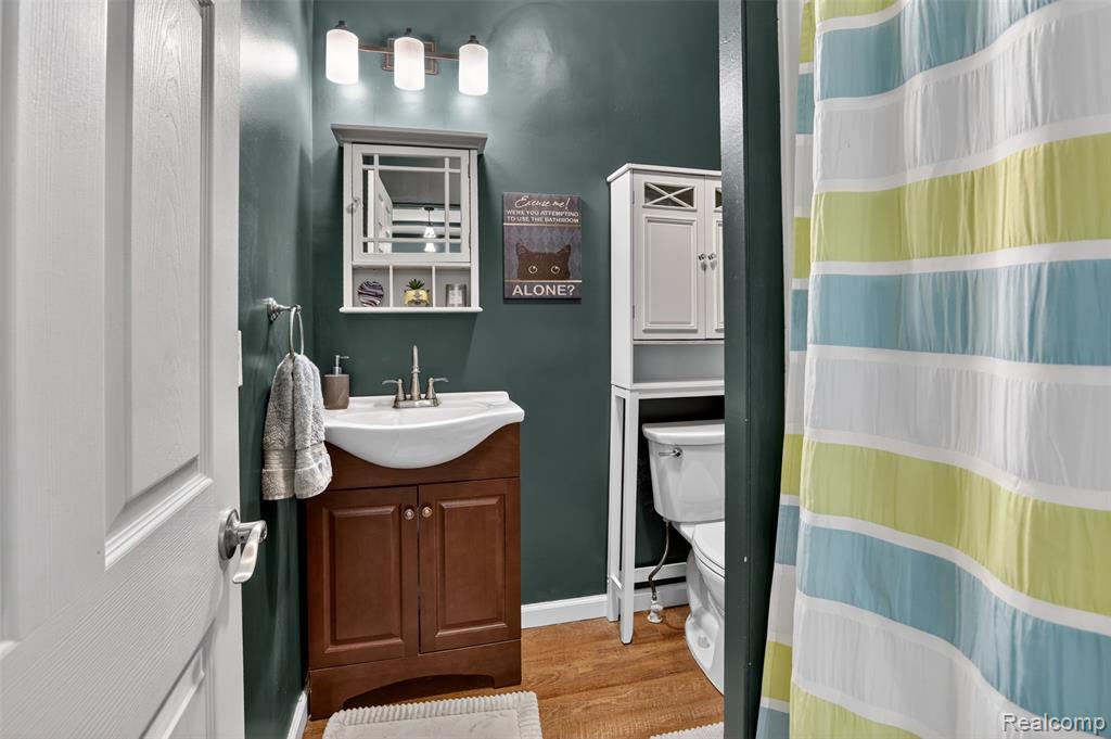 647 N Washington Street, Owosso, MI 48867 — Photo 13