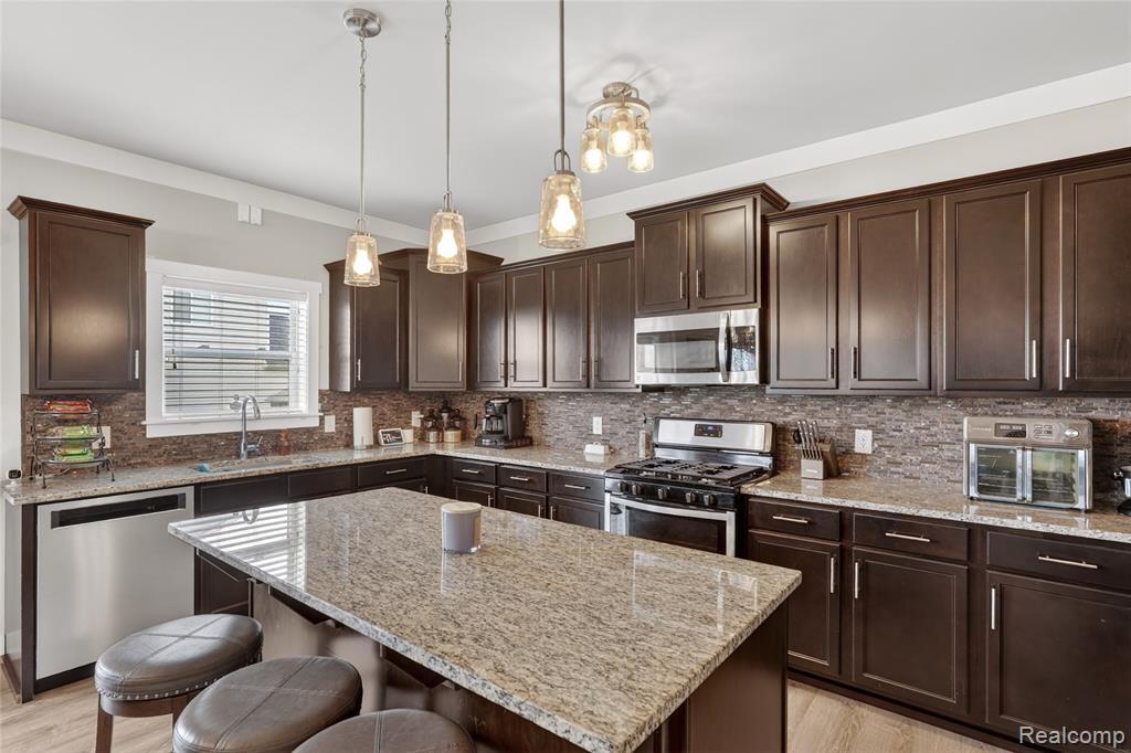 16543 Bedington Drive, Linden, MI 48451 — Photo 13