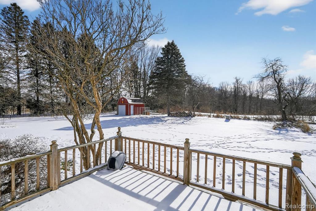12394 Crawford Road, Otisville, MI 48463 — Photo 37