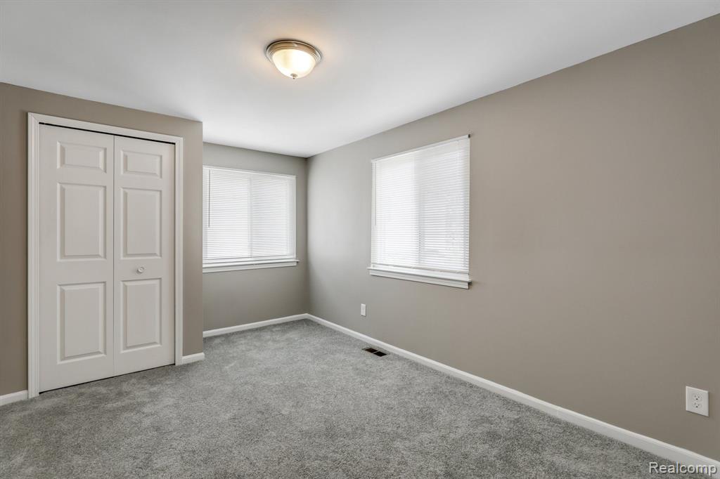 811 HUMPHREY Avenue, Birmingham, MI 48009 — Photo 19