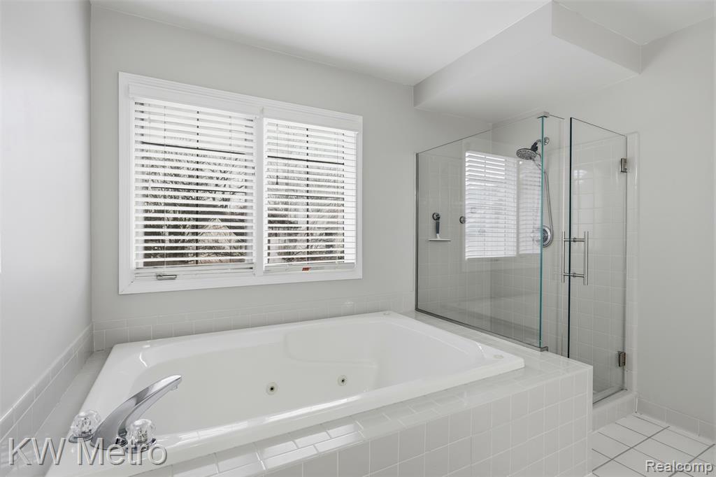 887 Grovecrest, Rochester Hills, MI 48307 — Photo 27
