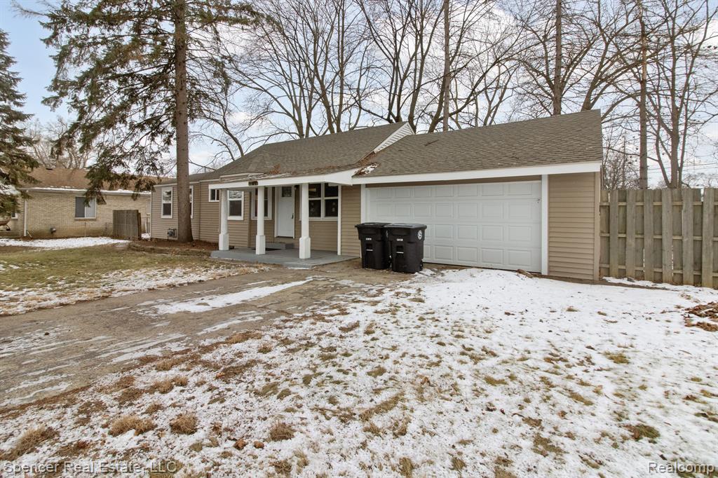8931 Fremont Street, Livonia, MI 48150 — Photo 3