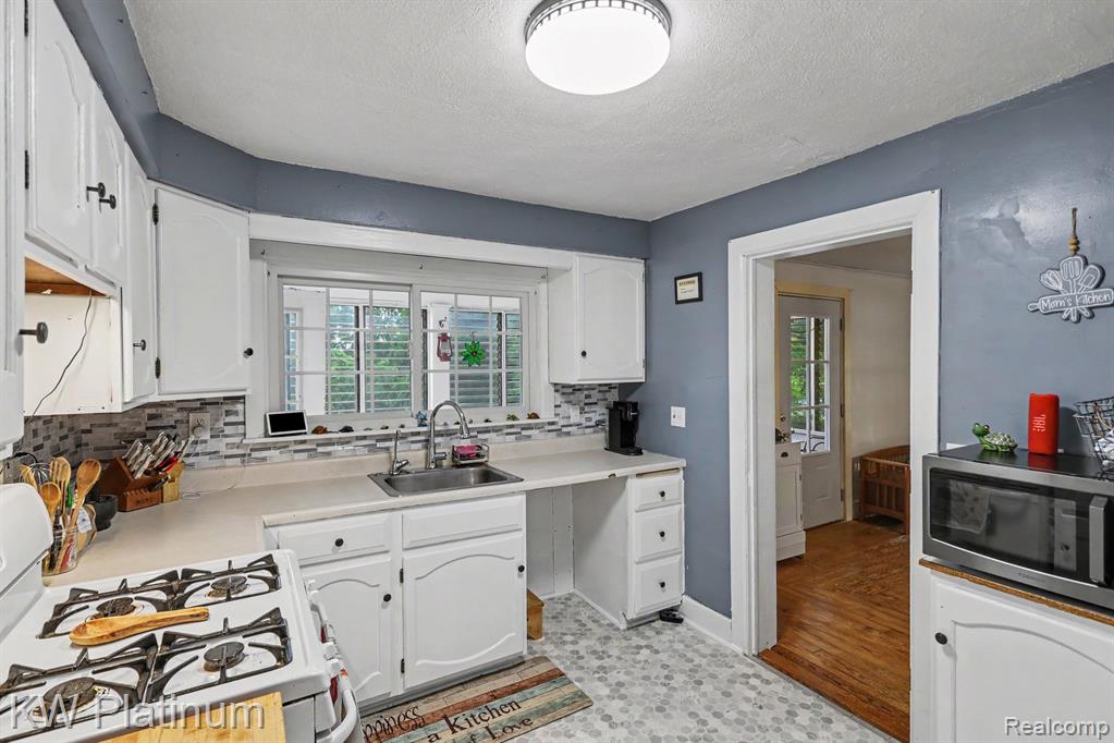 581 S Main Street, Vermontville, MI 49096 — Photo 8