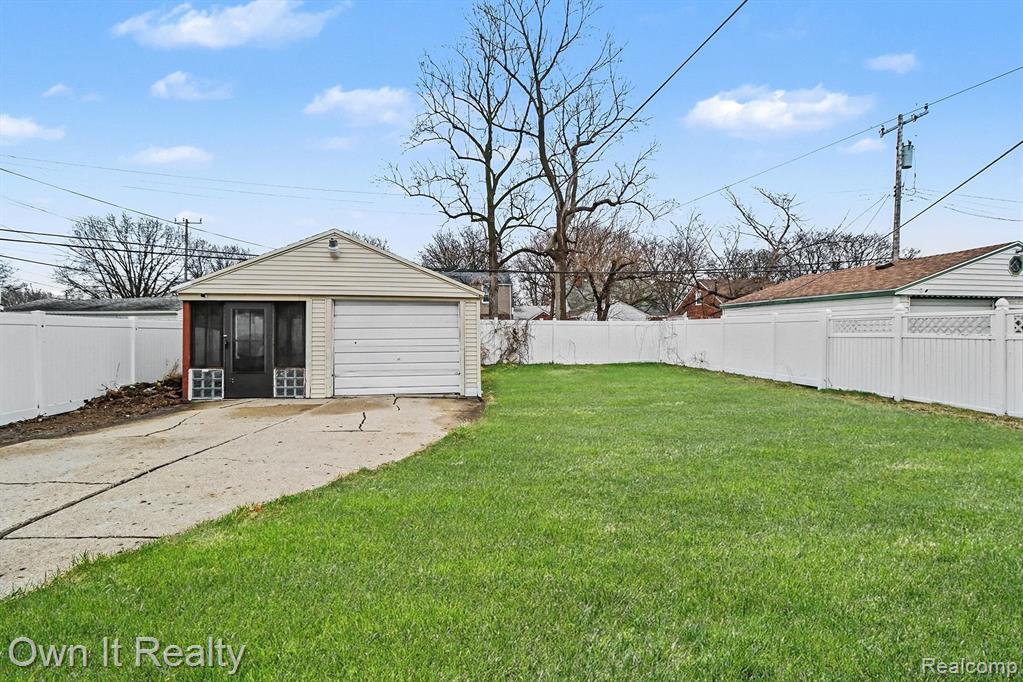 20242 Steel Street, Detroit, MI 48235 — Photo 27