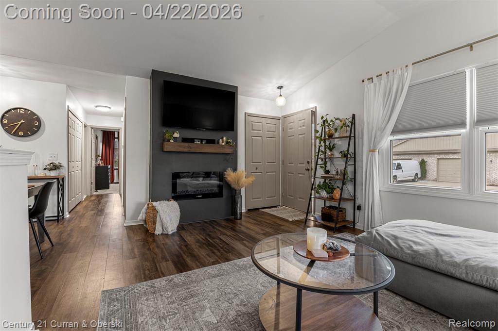 41812 King Edward Court, Clinton Twp, MI 48038 — Photo 8