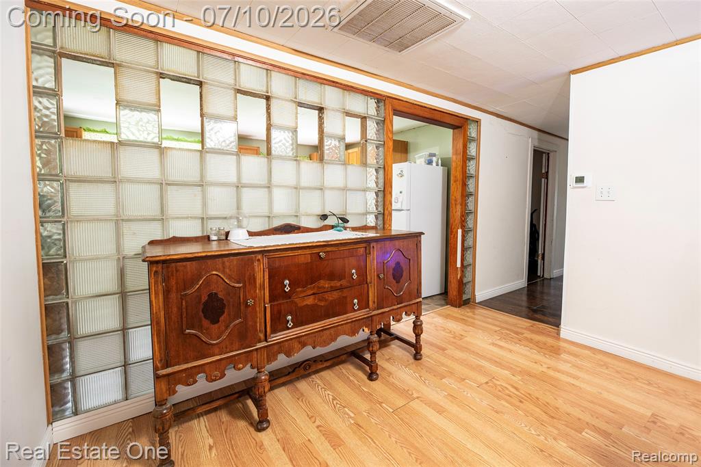 875 S Grey Road, Auburn Hills, MI 48326 — Photo 10