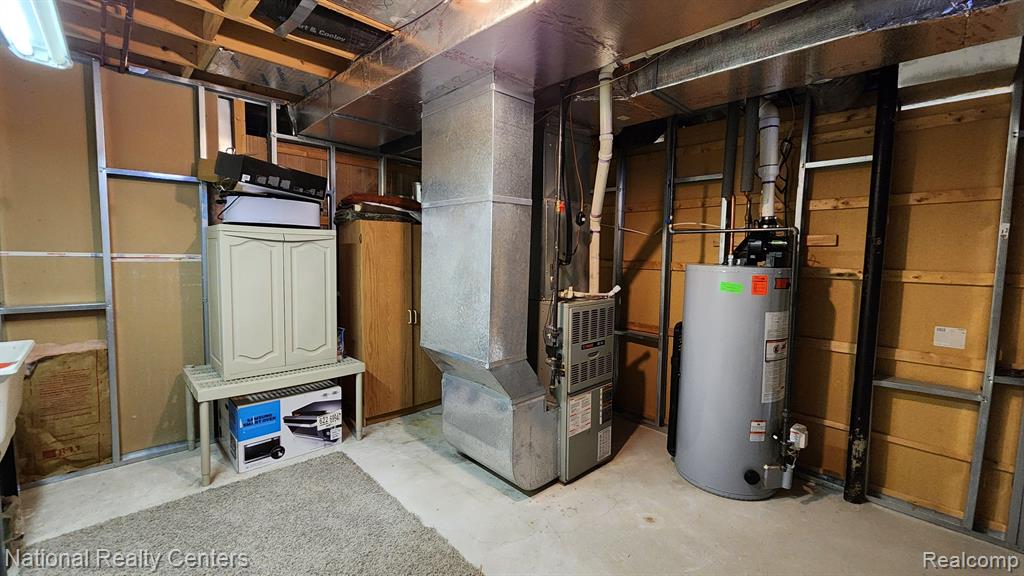 6927 HUBBARD Street, Garden City, MI — Photo 57