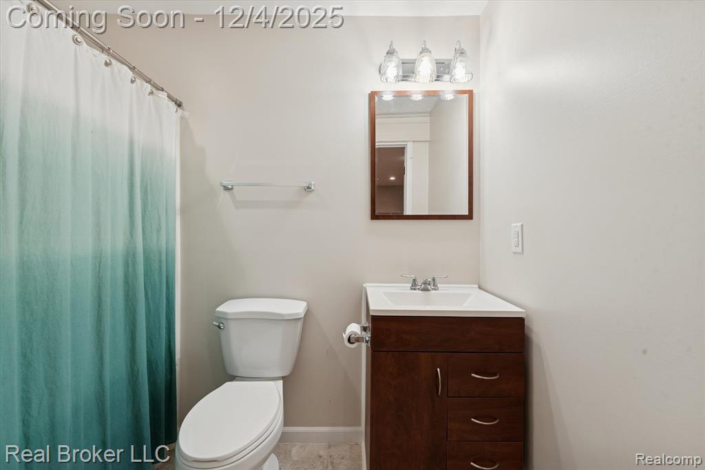 7573 Carlton Drive, Ypsilanti, MI 48197 — Photo 37