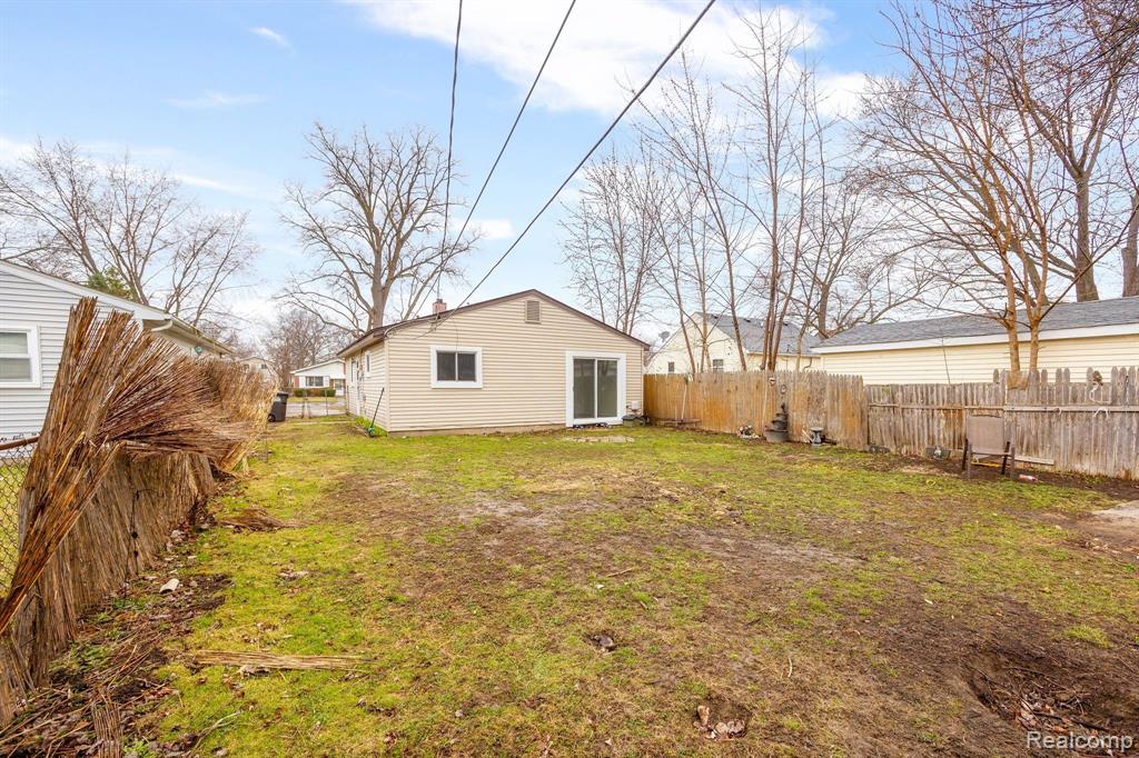 7189 MICHAEL Street, Taylor, MI 48180 — Photo 5