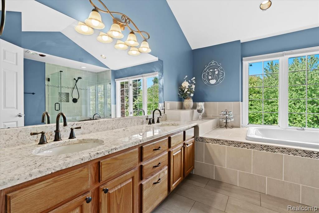 48075 Andover Drive, Novi, MI — Photo 29