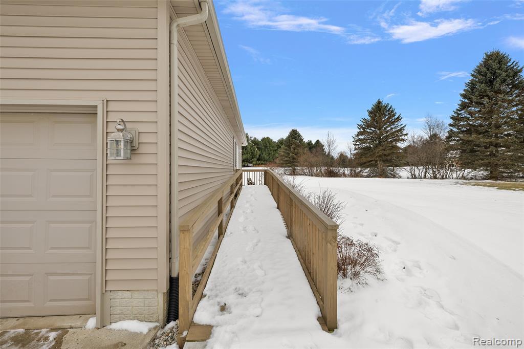 6140 BROOKHAVEN Drive, Imlay City, MI 48444 — Photo 34