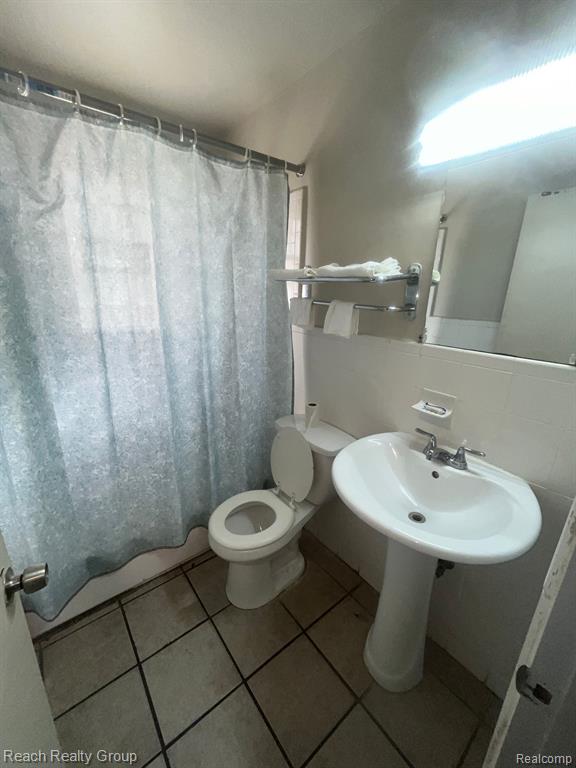 22755 GRAND RIVER Avenue, Detroit, MI 48219 — Photo 31