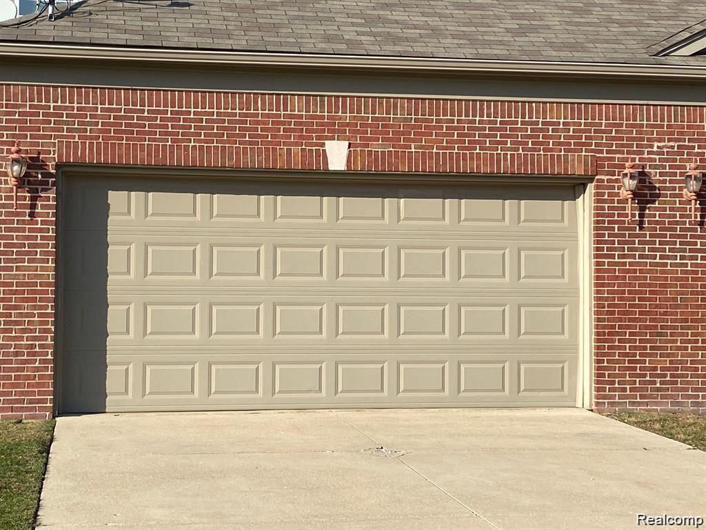 49691 COURTYARD Lane, Canton, MI 48188 — Photo 56