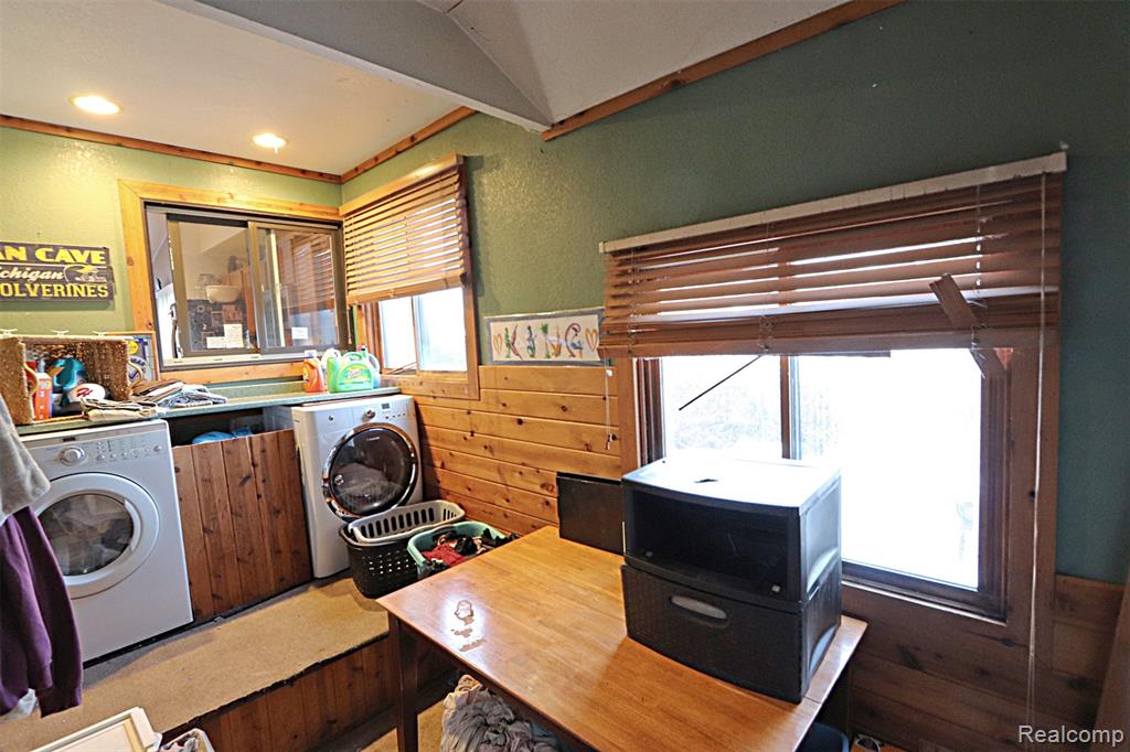 31657 Sibley Road, New Boston, MI 48164 — Photo 26