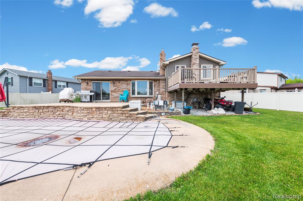 17621 Brentwood Drive, Riverview, MI 48193 — Photo 46