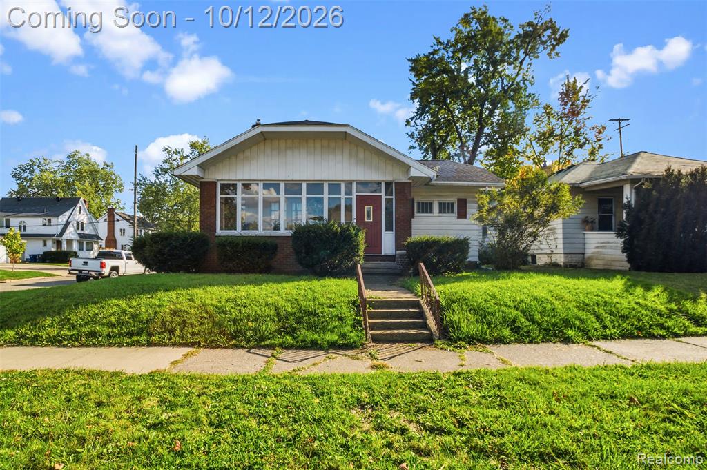 1622 E Court Street, Flint, MI 48503