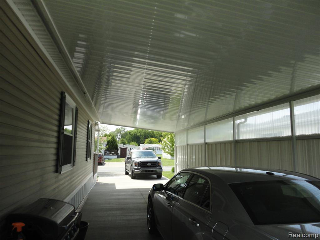 463 Edinborough Street, Temperance, MI 48182 — Photo 18