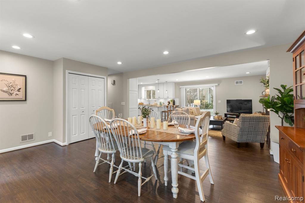 867 CARPENTER Street, Northville, MI 48167 — Photo 8