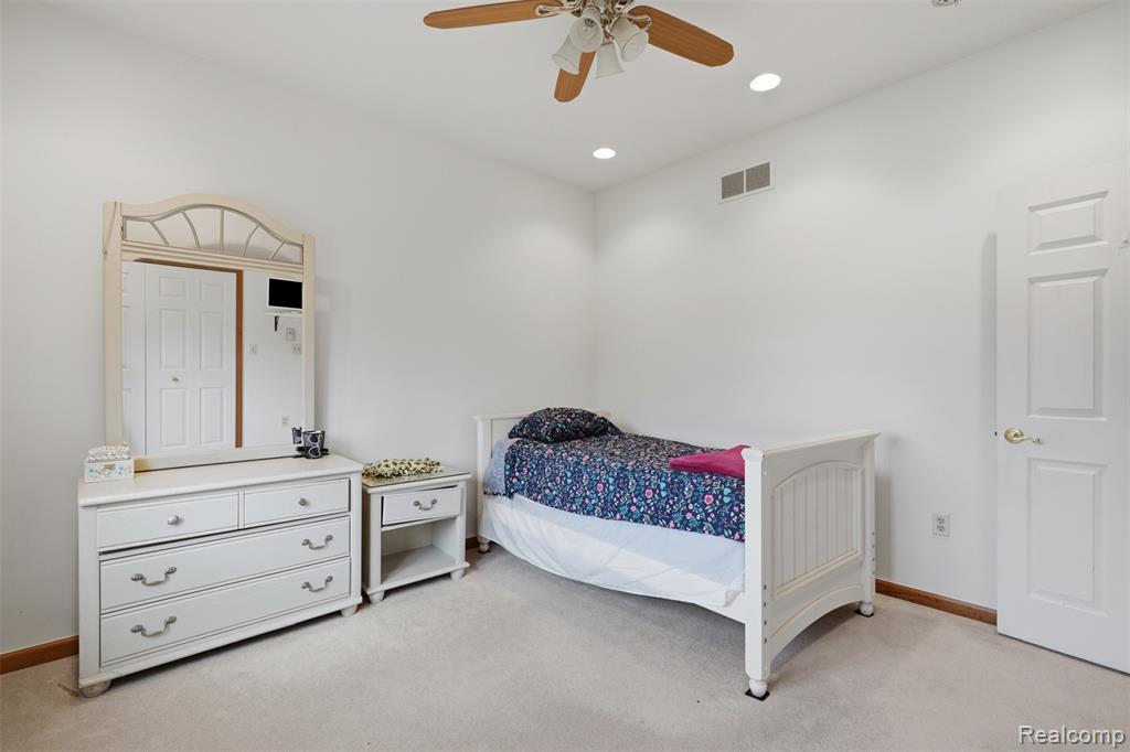 9210 Newburgh Road, Livonia, MI 48150 — Photo 14