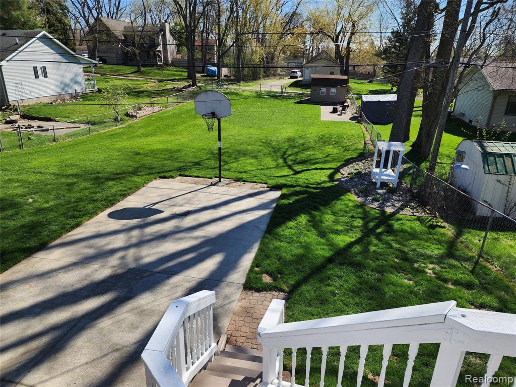 635 Sherry Drive, Lake Orion, MI 48362 — Photo 28