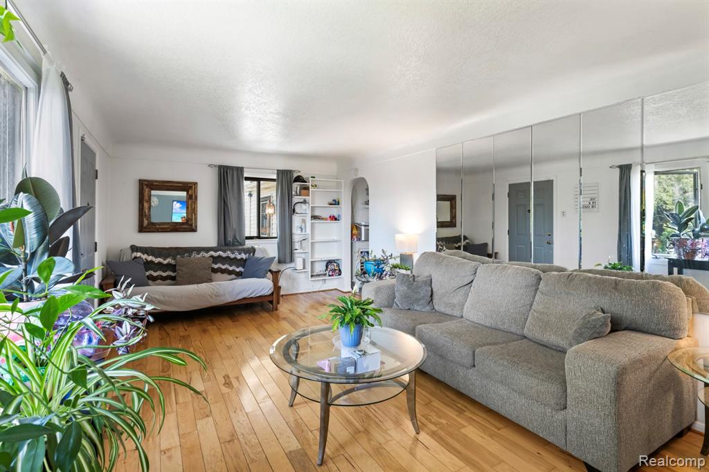 5304 E Frances Road, Mount Morris, MI 48458 — Photo 11
