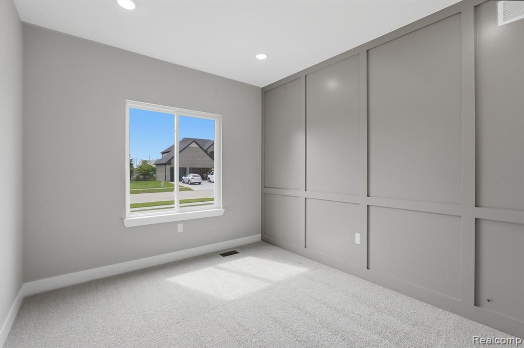 50976 Remar Farms Dr, Macomb, MI 48042 — Photo 14