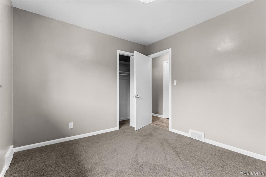 19335 Chapel Street, Detroit, MI 48219 — Photo 15