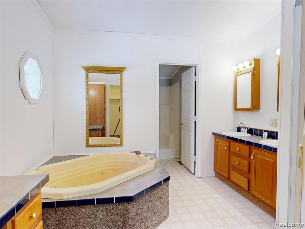 3220 N Summers Road, Imlay City, MI 48444 — Photo 23