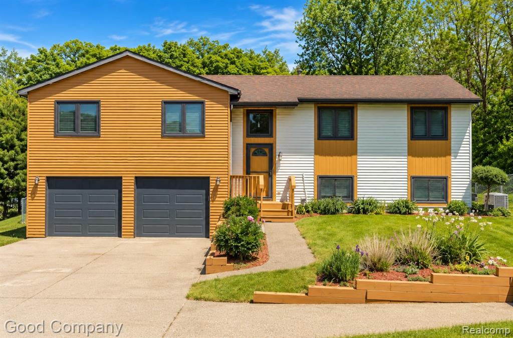 5410 Edgar Road, Clarkston, MI