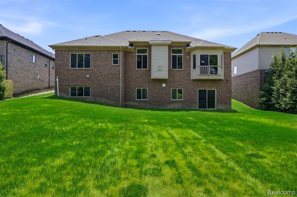 7419 Park Terrace Lane, Shelby Twp, MI 48317 — Photo 32