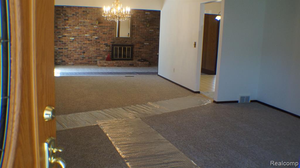 4609 CALVERT Court, Troy, MI 48085 — Photo 3
