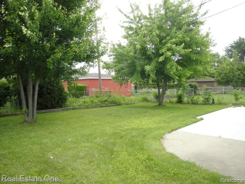 28926 JAMES Drive, Warren, MI 48092 — Photo 30