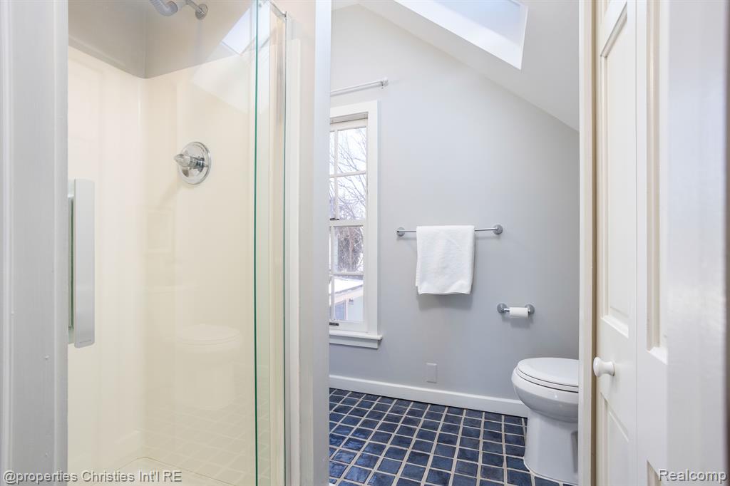 431 Cabinet Street, Milford, MI 48381 — Photo 27