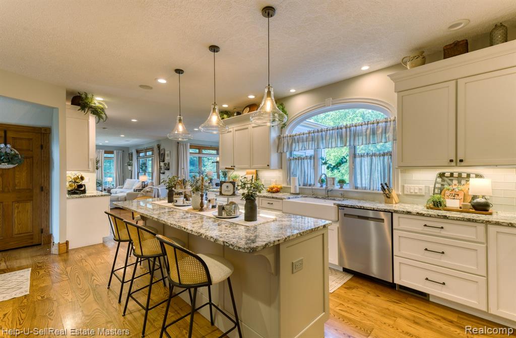 2152 HUNTERS Park W, St. Clair, MI 48079 — Photo 42