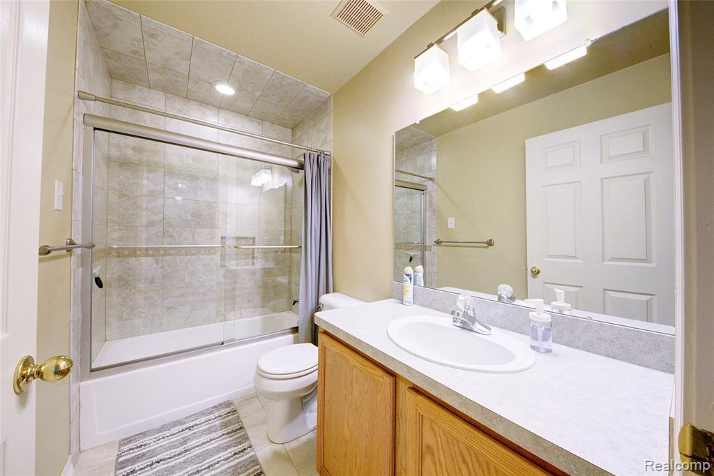 603 Concord Drive E, Canton, MI 48188 — Photo 20