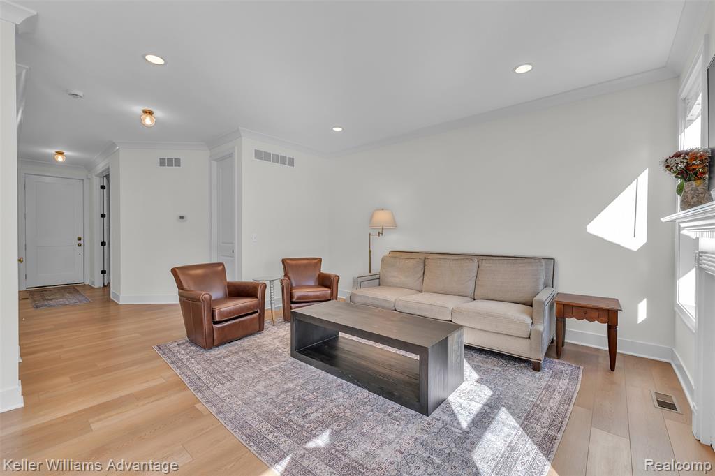 9264 Brookline Avenue, Plymouth, MI 48170 — Photo 10