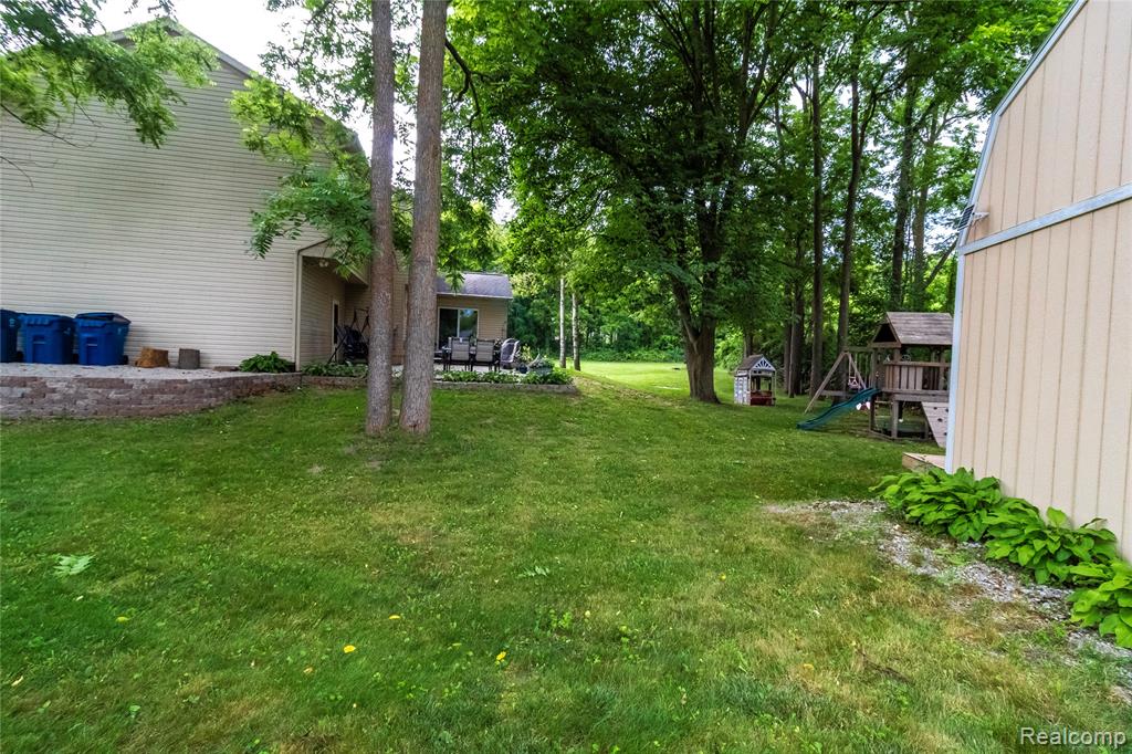 8314 Mill Pointe Court, Goodrich Vlg, MI — Photo 54