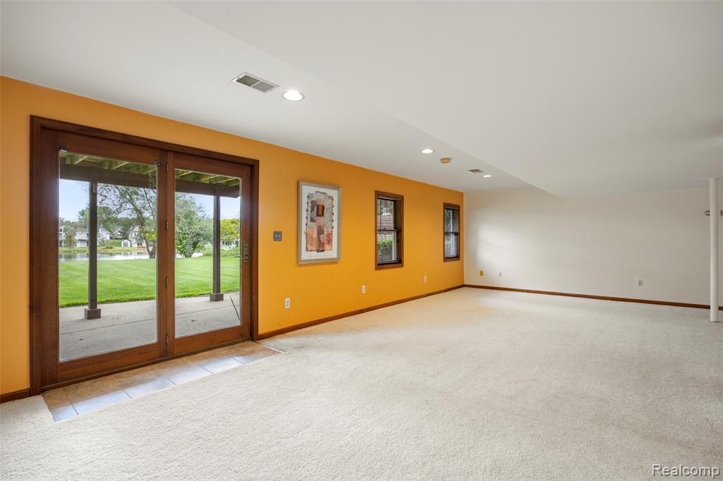 59692 Barkley Drive, New Hudson, MI 48165 — Photo 24