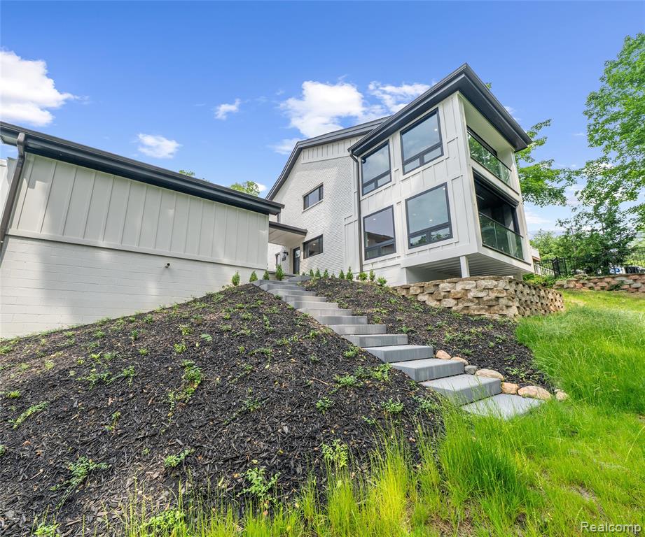 466 EAST Street, Northville, MI 48167 — Photo 39