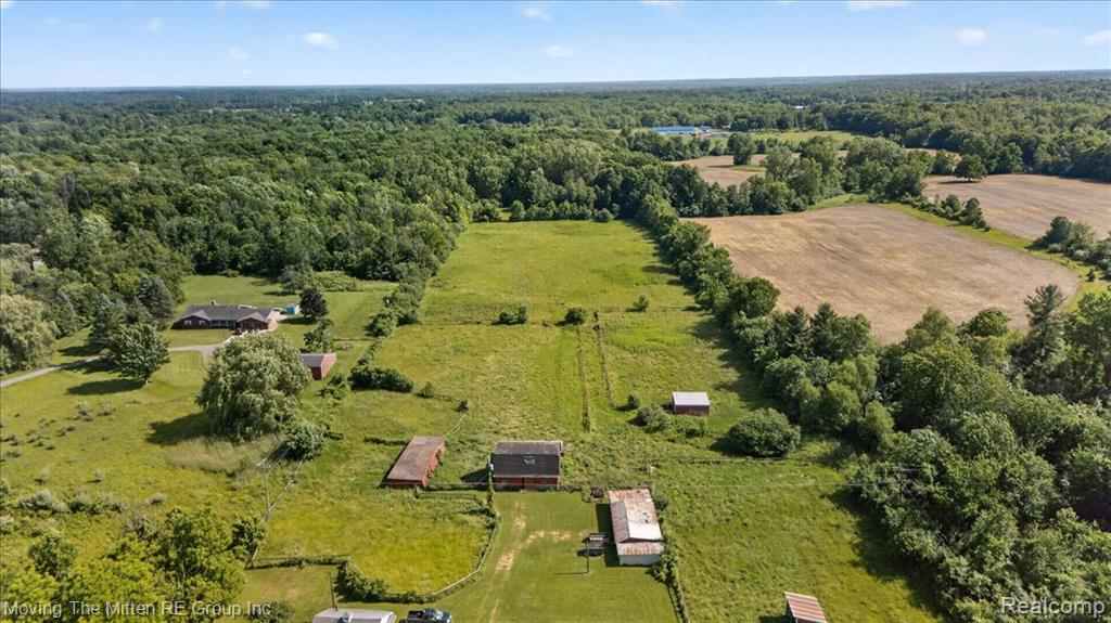 6390 Brookville Road, South Lyon, MI 48178 — Photo 42